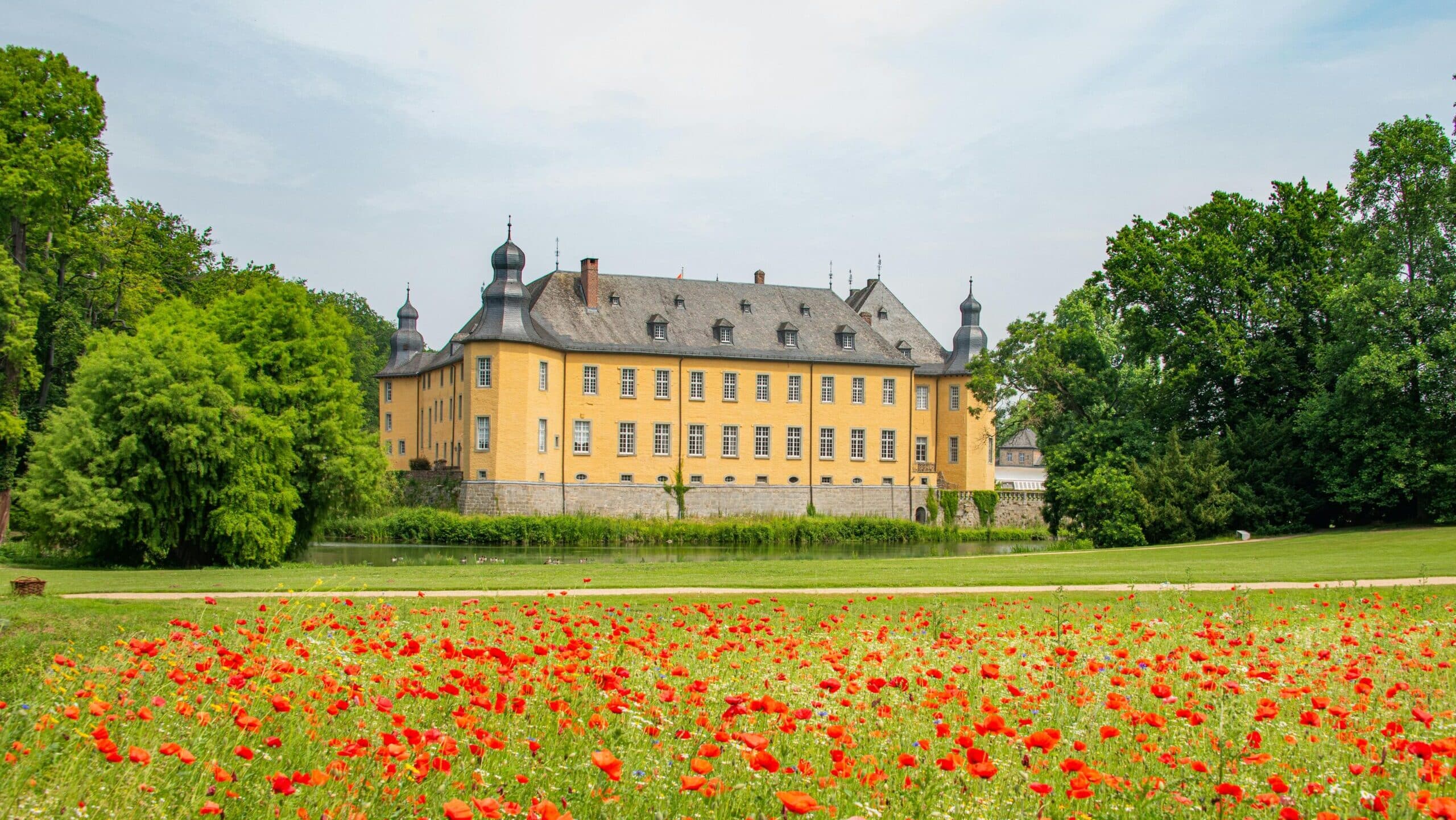 Schloss Dyck im Rhein-Kreis Neuss